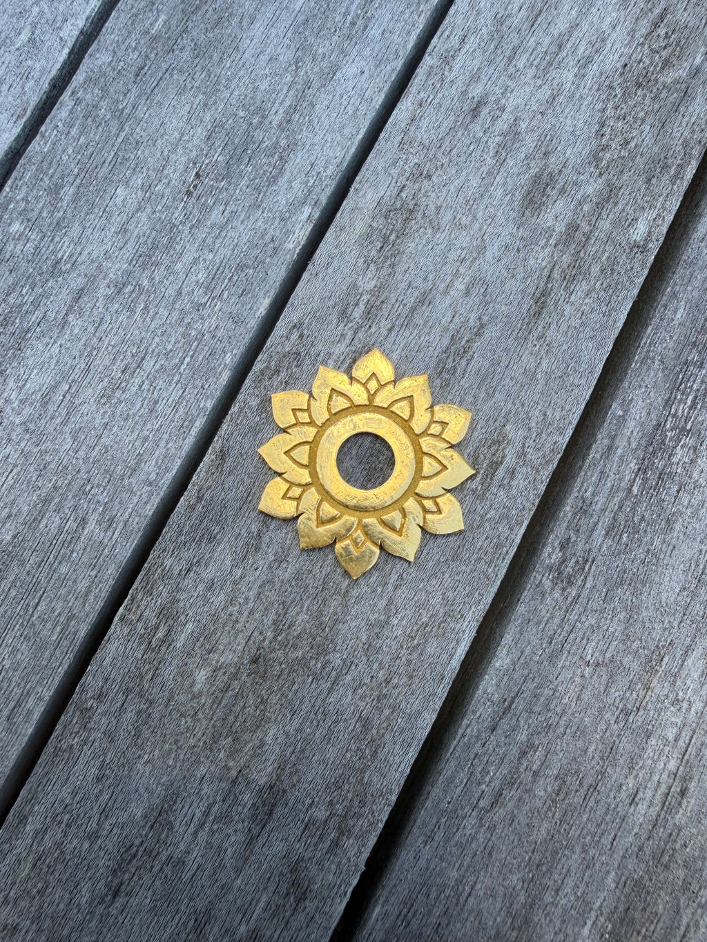 15.9g | 30mm Lotus | 24k