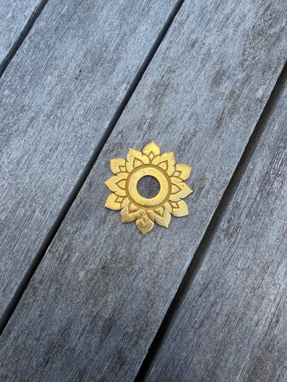 15.9g | 30mm Lotus | 24k