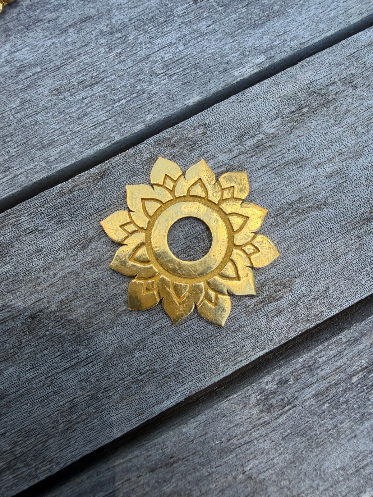 15.9g | 30mm Lotus | 24k