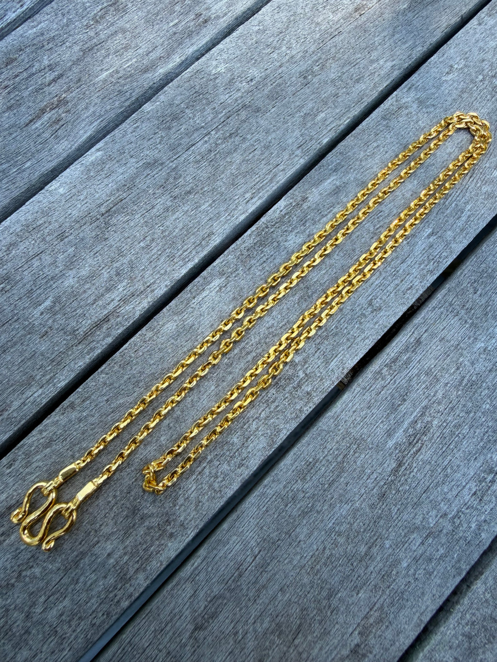 37.5g | 24" | 2.3mm Anchor Chain | 24k