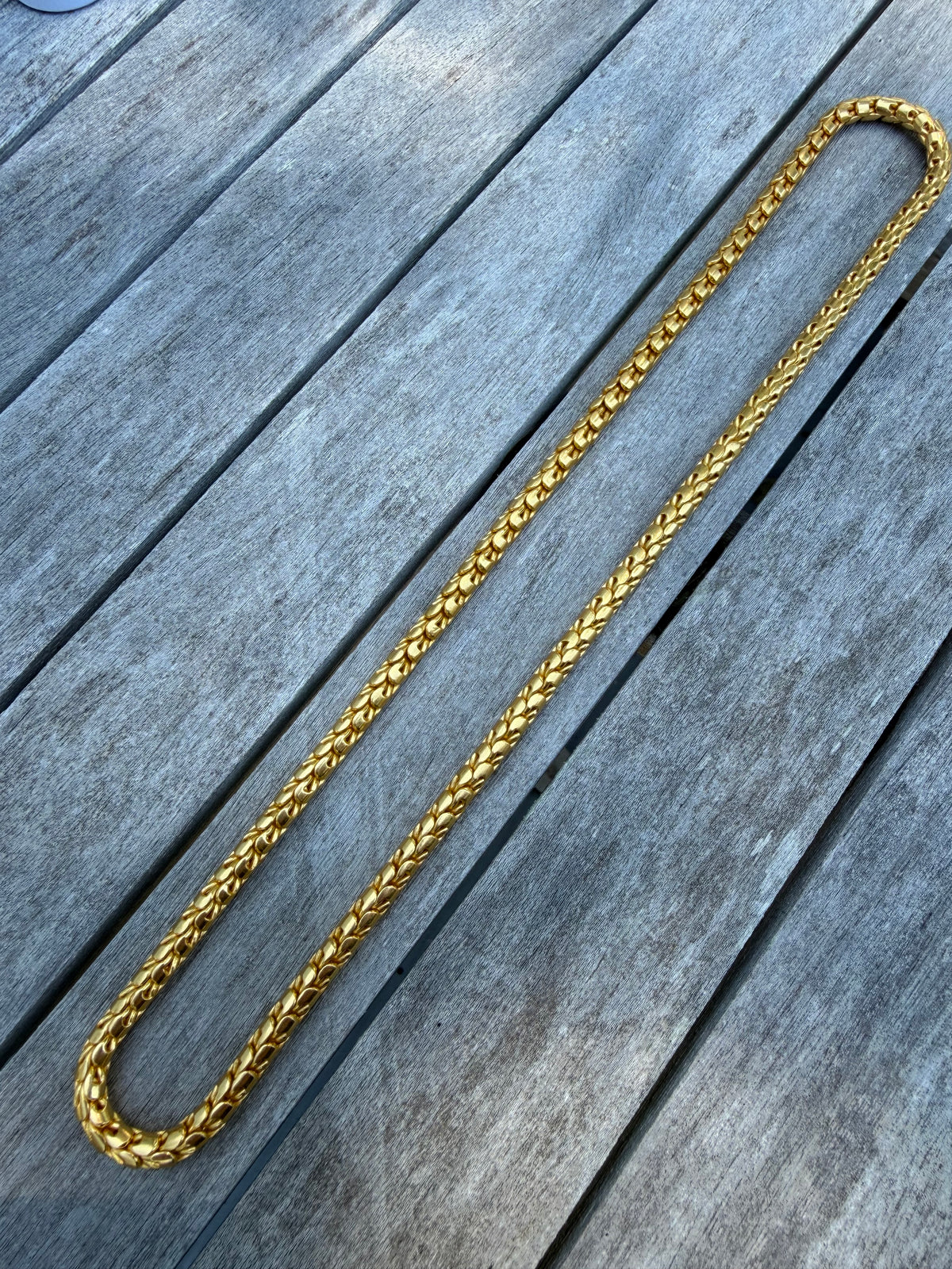 197.6g | 23.5" | 5.8mm Dragonscale Chain | 24k