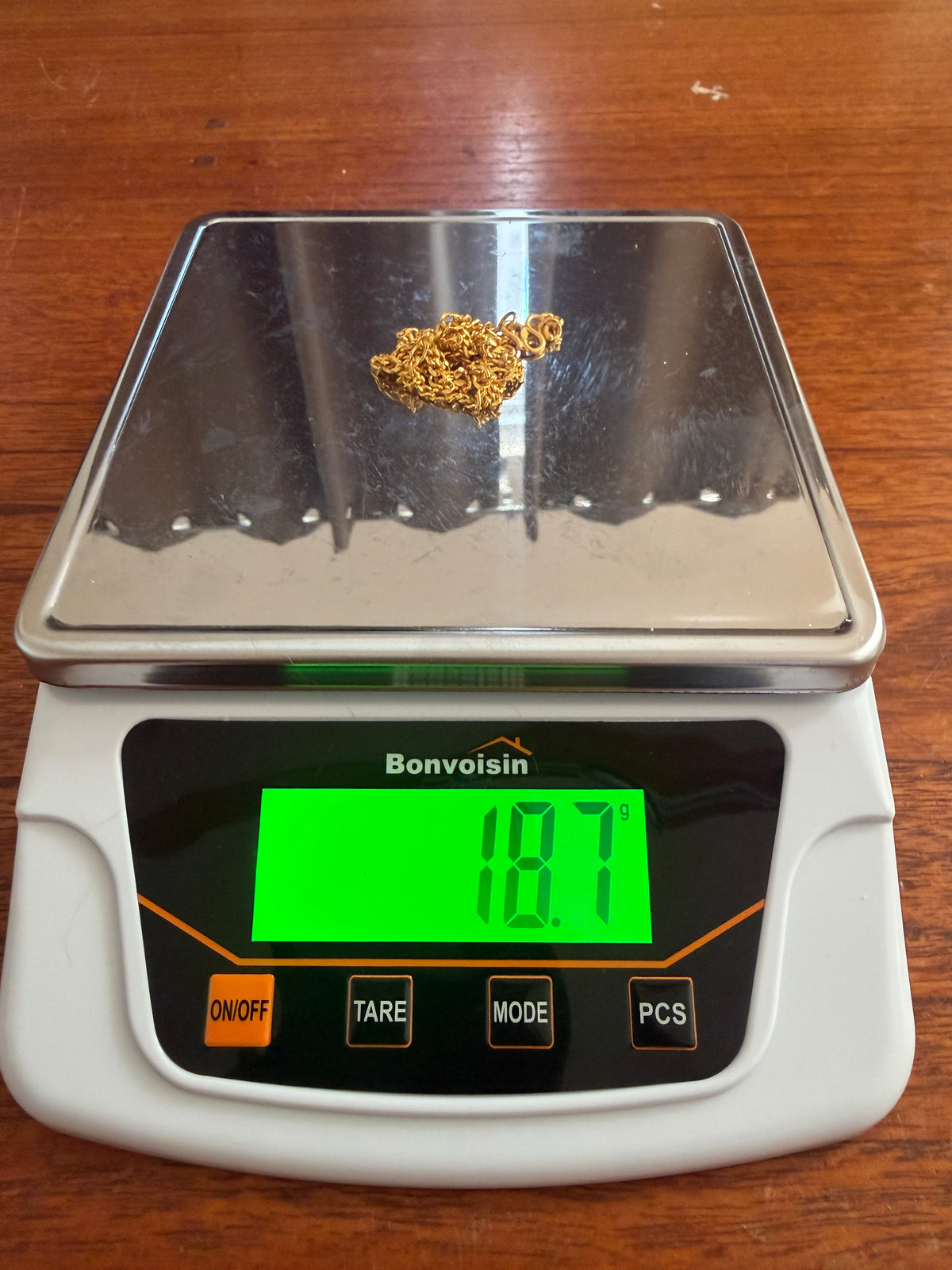 18.7g |20" | 2mm Anchor Chain | 24k