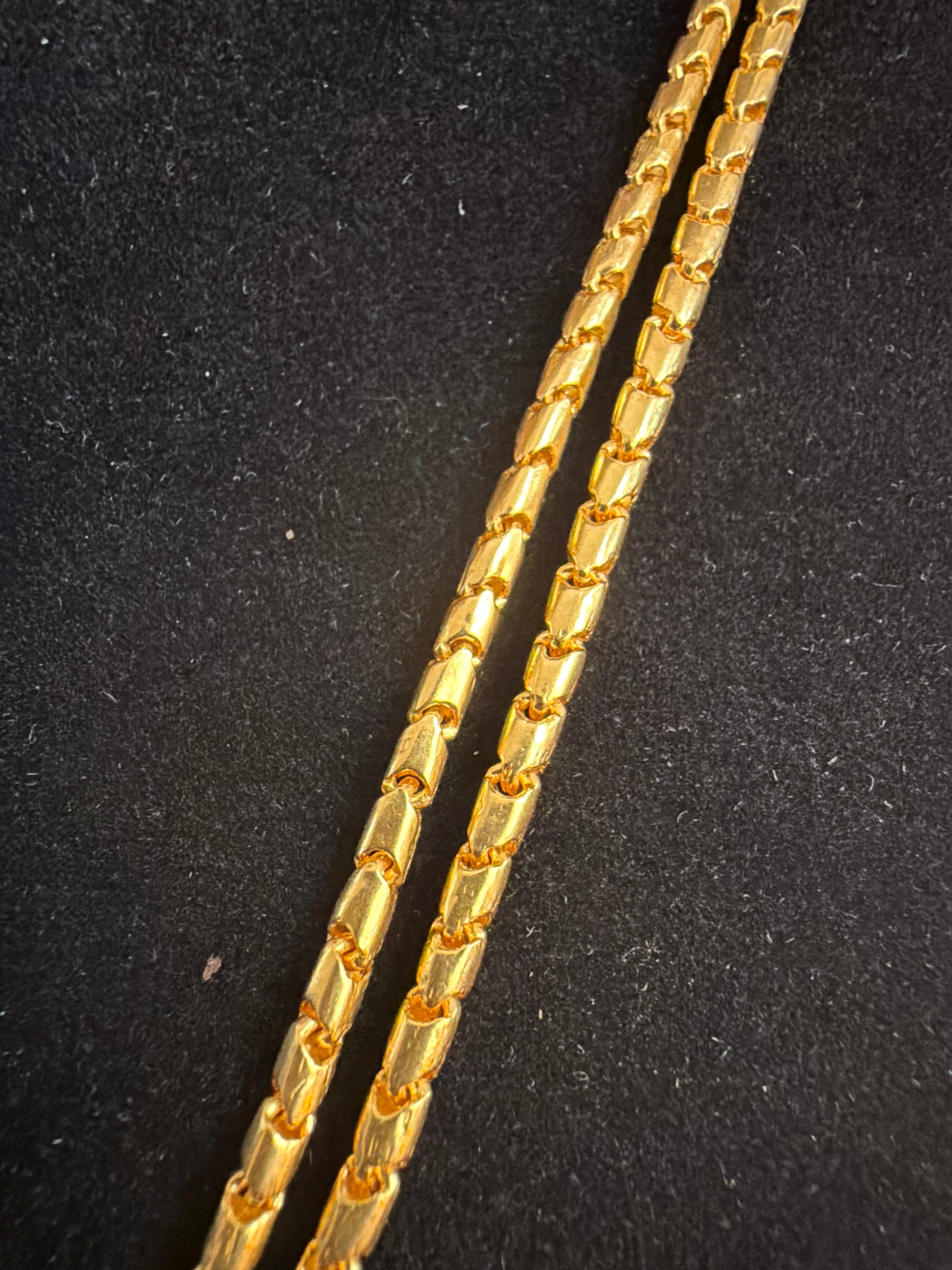 30.1g | 2.7mm | 22.5” | 24k barrel Chain
