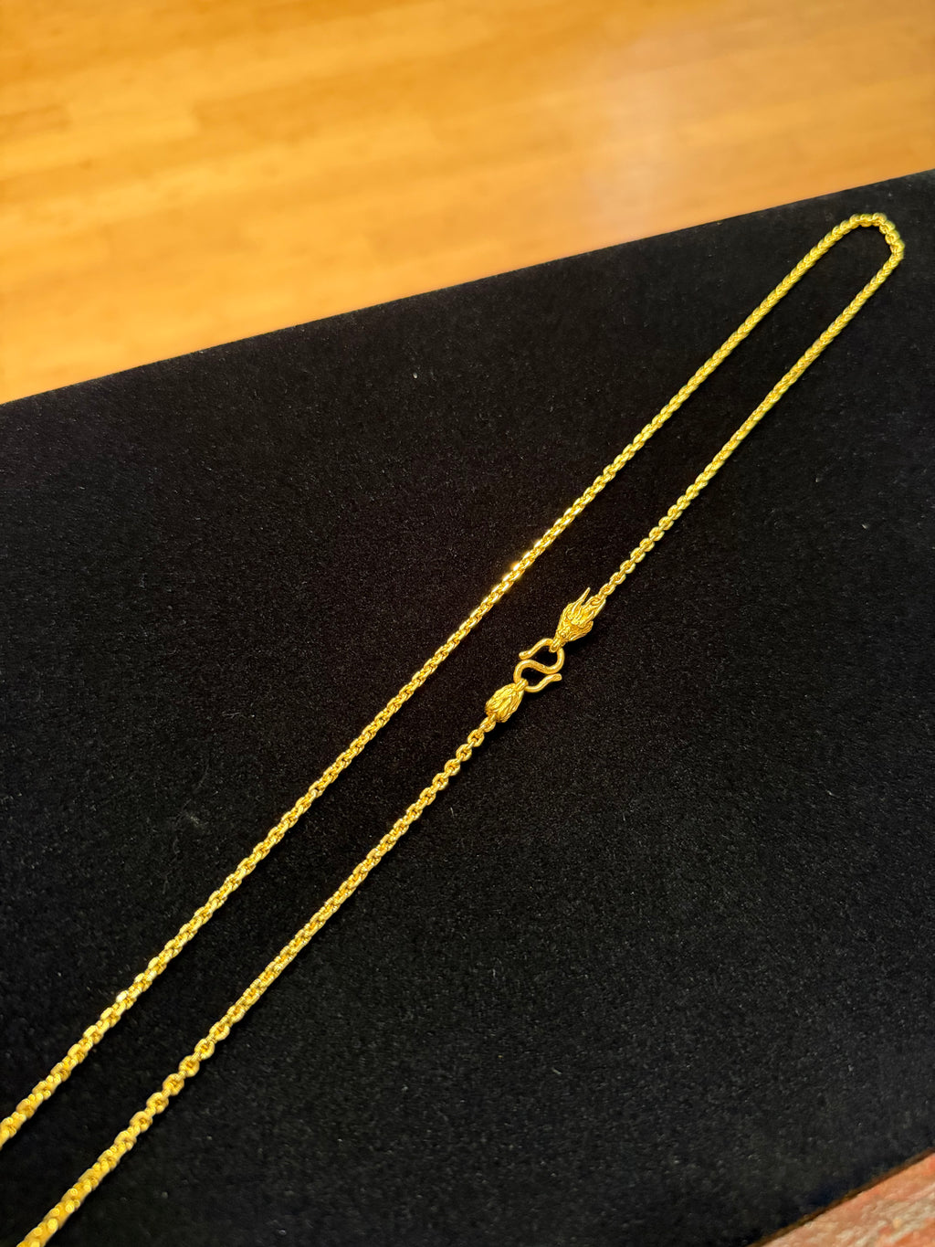 26.6g | 2mm | 24” | 24k Dragon Anchor Chain